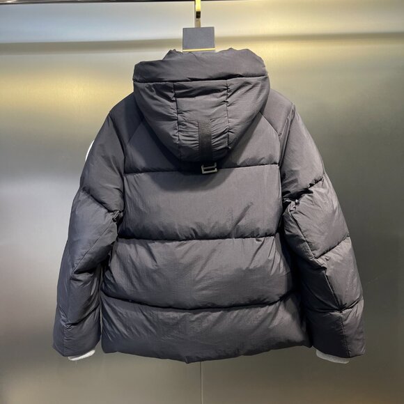 Canada Goose Black Down Jacket – Authentic, Great Condition - Picture 3 of 11